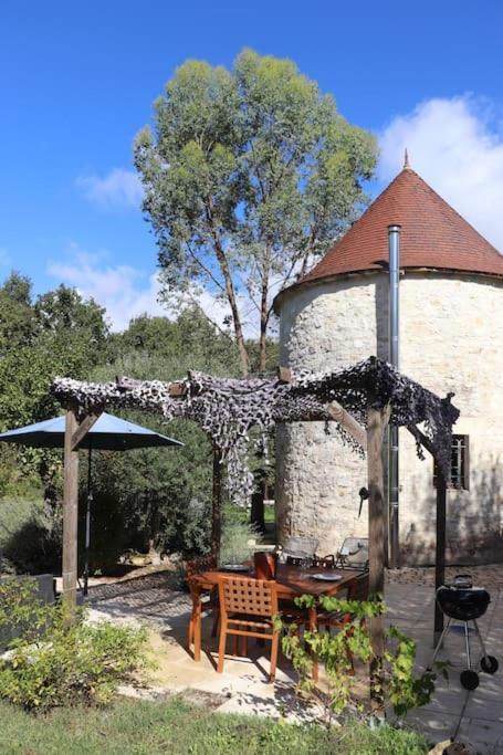 La Tour Du Perigord Holiday home Beaupouyet